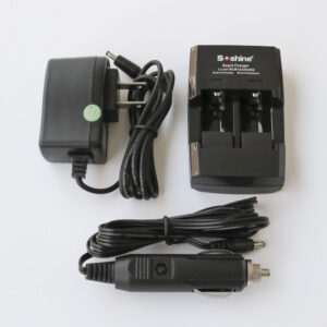 Battery Charging Kit With Wire in Black Color